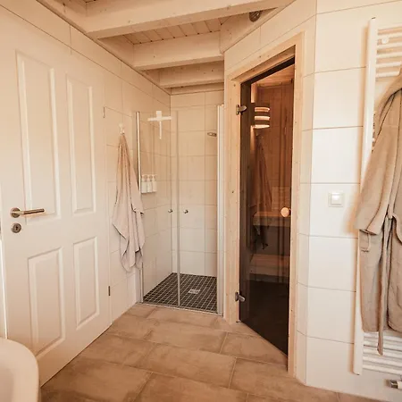別荘 Traumhafte Seelodge Mit Sauna, Kamin Und Whirlpool *