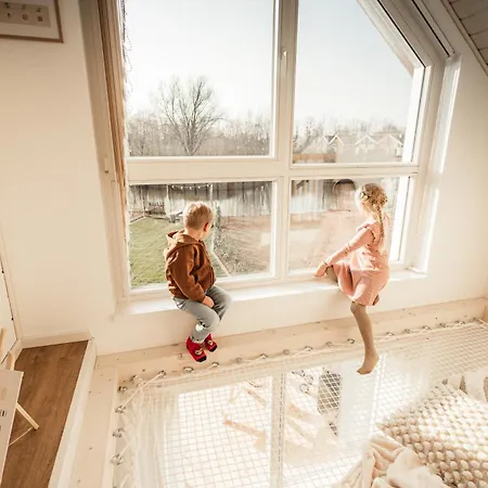 Holiday home Traumhafte Seelodge Mit Sauna, Kamin Und Whirlpool