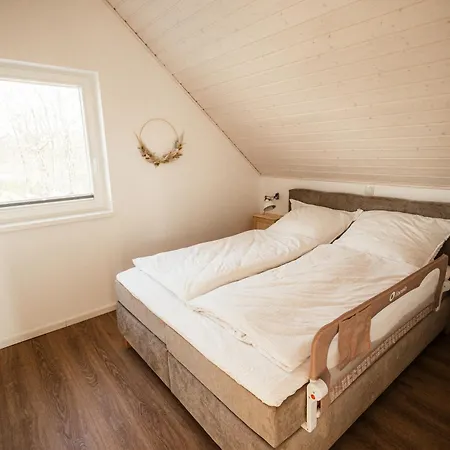 Traumhafte Seelodge Mit Sauna, Kamin Und Whirlpool ノルトホルン